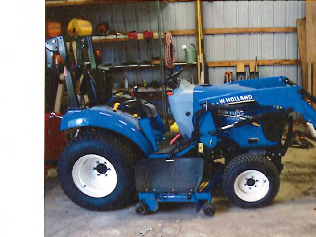 Tractor & Carpenter Tools Auction